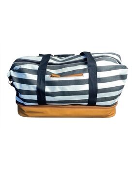 DSW Black & White Tote Duffel Travel Bag Bottom Zipper Storage Shoulder Strap